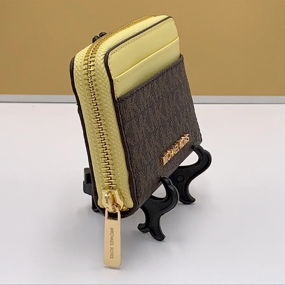 MICHAEL KORS JET SET TRAVEL MEDIUM ZIP AROUND CARD CASE BUTTERCUP